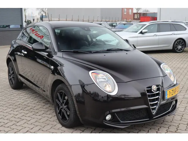 Alfa Romeo MiTo 0.9 TwinAir Junior (NIEUW APK) 2015 Benzine 11