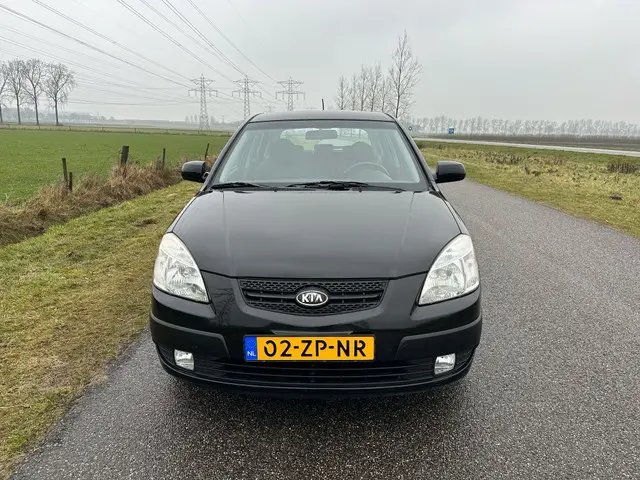 Kia Rio 2