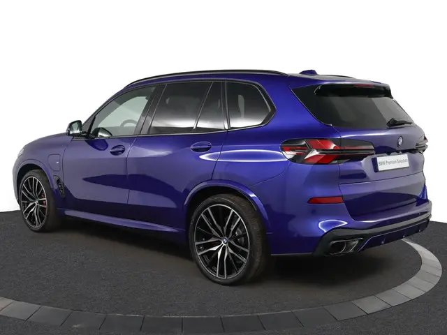 BMW X5 xDrive50e 2025 Hybride Benzine 10