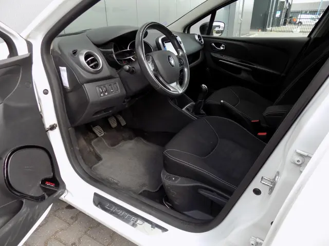 Renault Clio 1.2 Night & Day Airco 2016 Benzine 14