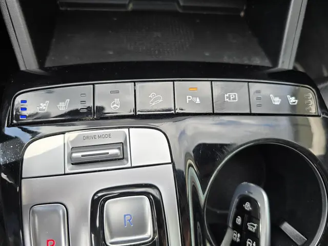 Hyundai Tucson 1.6 VERKOCHT 2022 Hybride Benzine 24