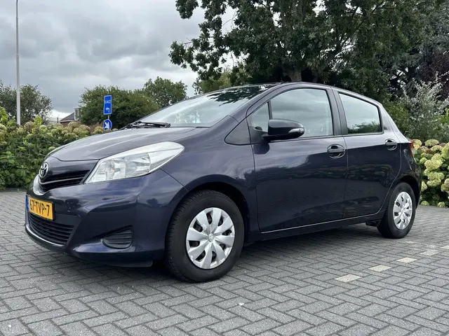 Toyota Yaris 1.3 VVT-i Comfort 2012 Benzine 19