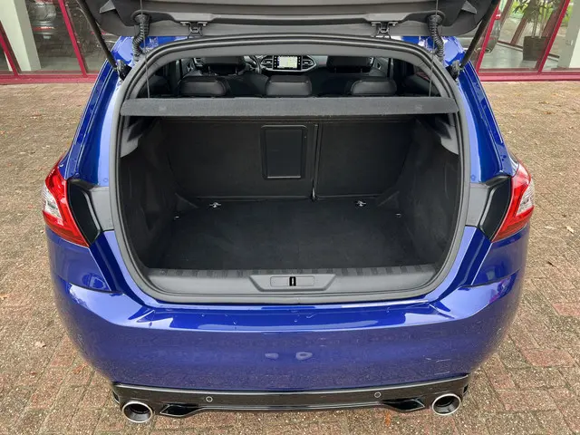 Peugeot 308 1.6 e-THP GTi 250 2016 Benzine 38