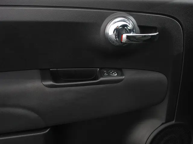 Fiat 500C 1.0 Cabrio Bella Vita 2023 Benzine 12