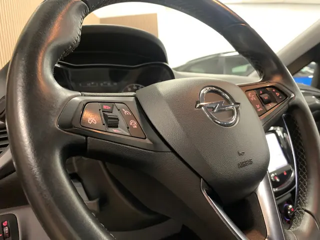 Opel Corsa 1.0 Turbo Cosmo|Airco| 2015 Benzine 10