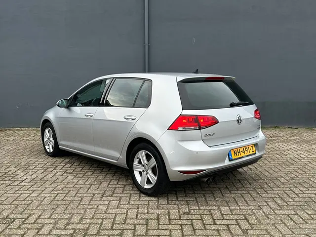 Volkswagen Golf 1.4 TSI Highline 2013 Benzine 3