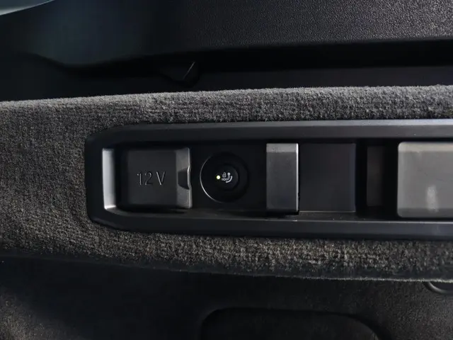 BMW 5 Serie Touring 550e xDrive 2025 Hybride Benzine 14