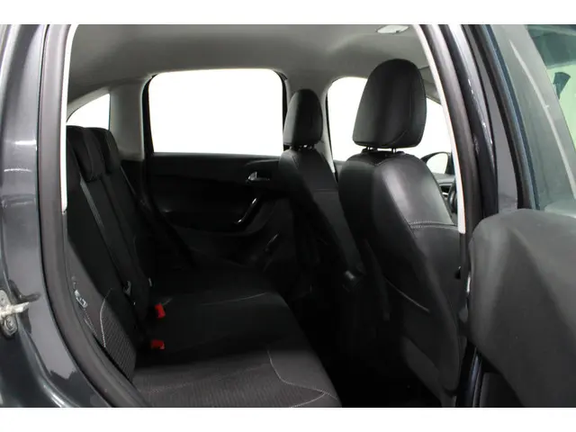 Citroën C3 1.2 VTi Collection 2013 Benzine 21