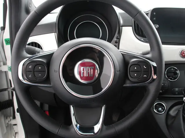 Fiat 500 1.0 Hybrid Dolcevita 2024 Benzine 16