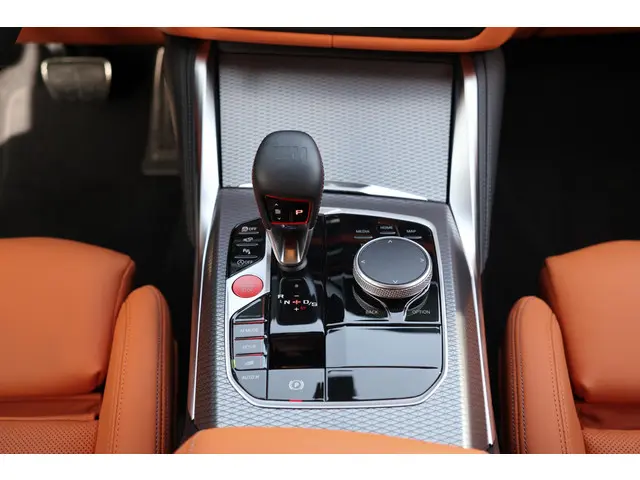 BMW M3 3-serie Touring xDrive Competition 2025 Benzine 29