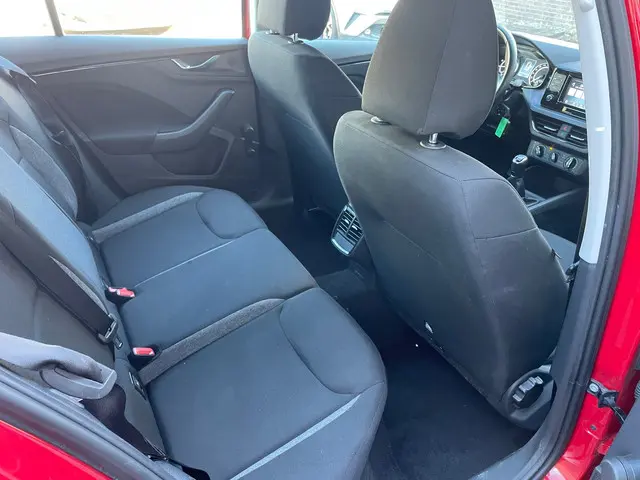 Škoda Kamiq 1.0 TSI Active 2021 Benzine 15