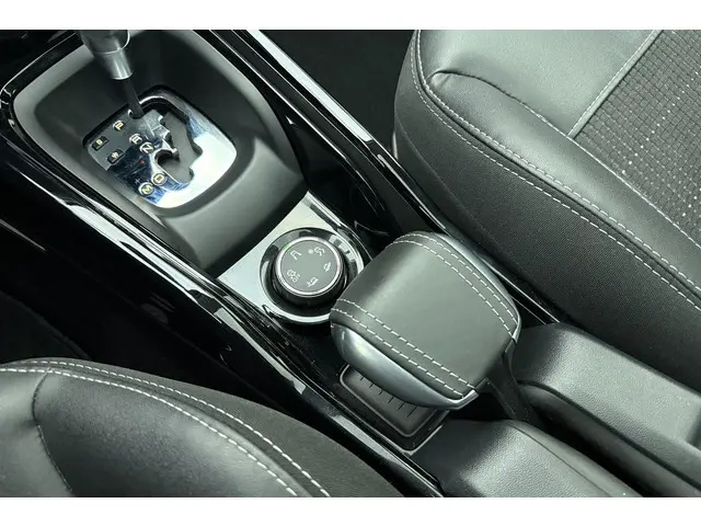 Peugeot 2008 1.2 PureTech Allure 2017 Benzine 27