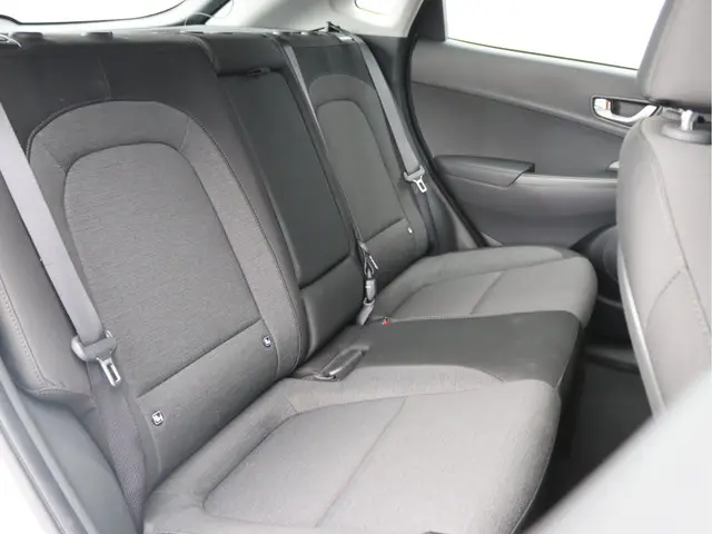 Hyundai Kona EV 39 kWh 2023 Elektrisch 24