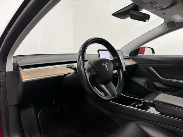 Tesla Model 3 Long Range AWD 75 kWh 2019 Elektrisch 11