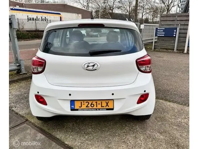 Hyundai i10 1.0i i-Motion Premium 2016 Benzine 18