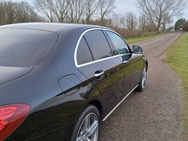 Mercedes-Benz E-Klasse 200 Prestige 2016 Benzine 15