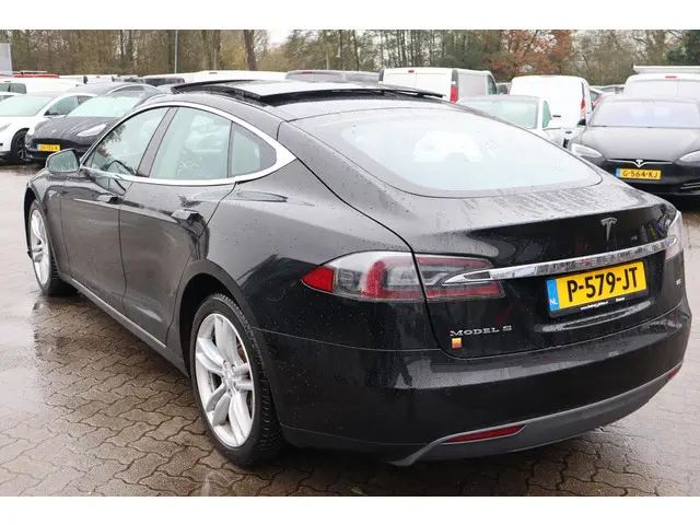 Tesla Model S 85 Signature Performance 2014 Elektrisch 8