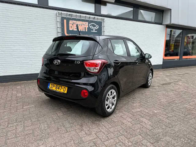 Hyundai i10 1.0i Comfort 2019 Benzine 19