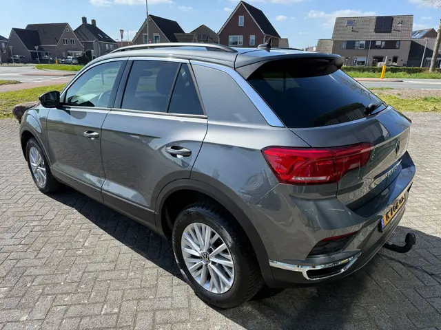 Volkswagen T-Roc 1.0 TSI Style 2022 Benzine 4