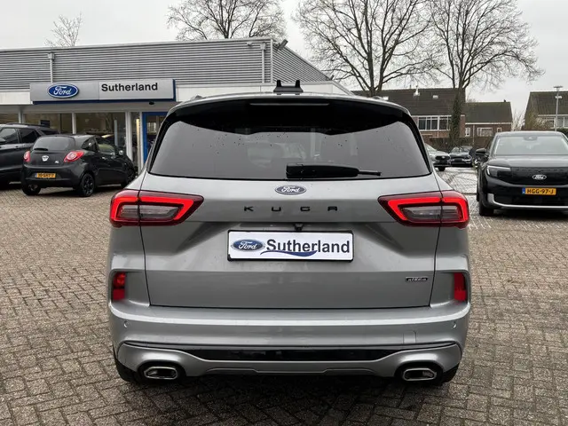 Ford Kuga 2.5 PHEV ST-Line X 2025 Hybride Benzine 6