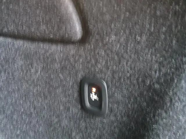 Volvo XC40 B4 Plus Dark 2025 Benzine 17