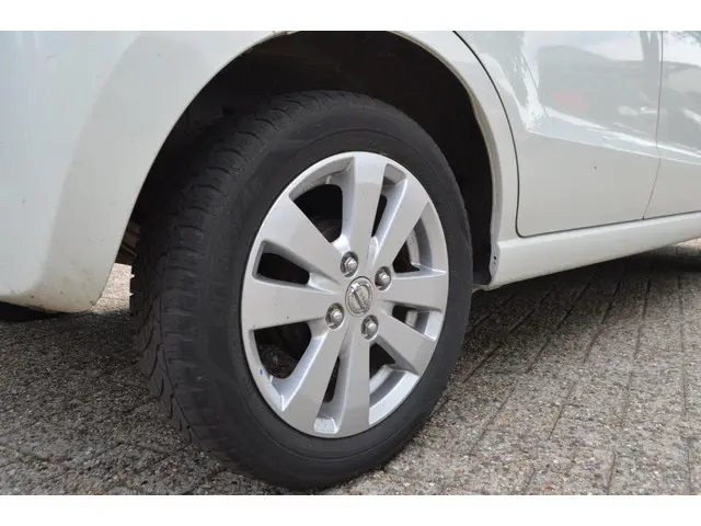 Nissan Pixo 1.0 Look | Airco | NAP | LMT Wielen 2012 Benzine 6