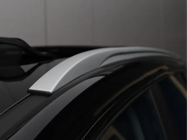 DFSK E5 PHEV 1.5 2025 Hybride Benzine 9