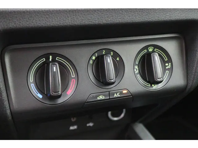 Škoda Fabia 1.0 Sprint 2016 Benzine 39