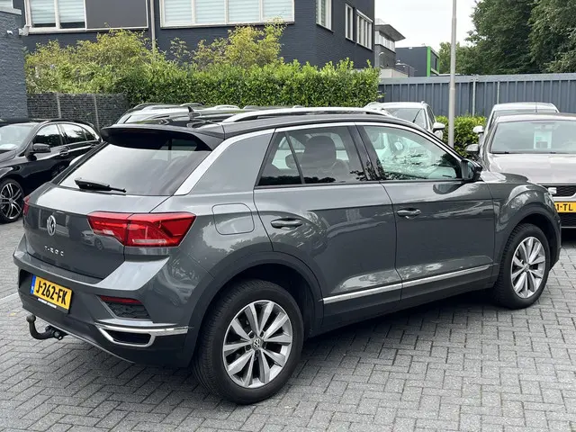 Volkswagen T-Roc 1.5 TSi DSG Sport 2019 Benzine 3
