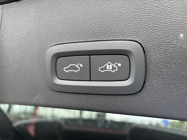 Volvo XC40 Recharge Ultimate 70 kWh 2023 Elektrisch 15