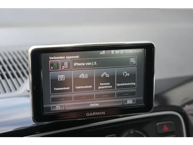 Volkswagen up! 1.0 cheer up! BlueMotion 2013 Benzine 25