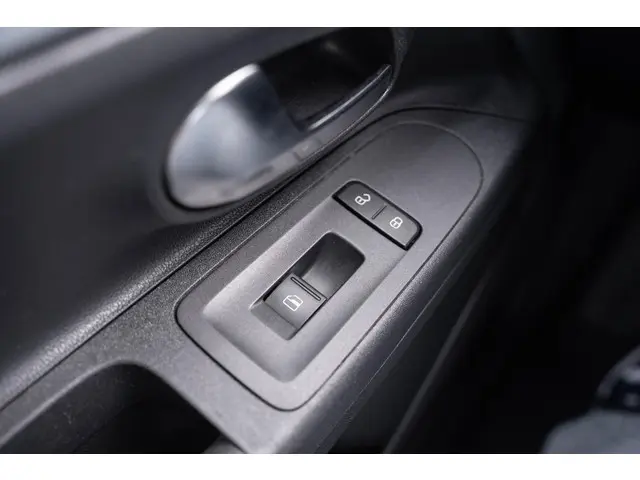Volkswagen up! 1.0 Move Up 2014 Benzine 35