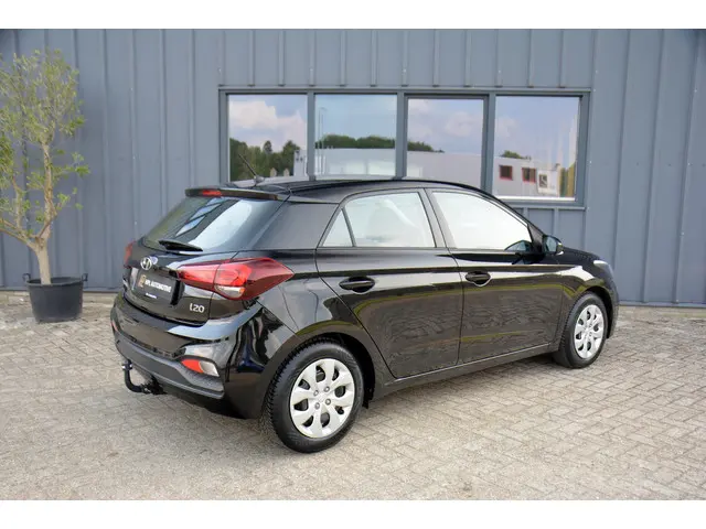 Hyundai i20 1.2 LP i-Drive Cool 2019 Benzine 3