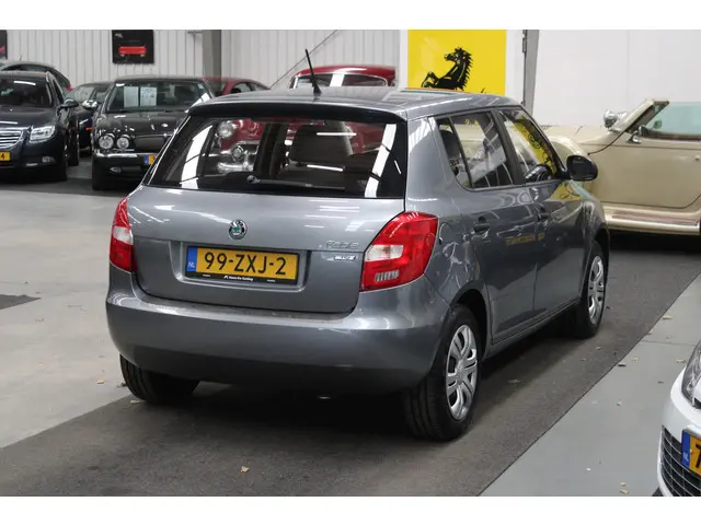 Škoda Fabia 1.2 TSI Arctic 2013 Benzine 4