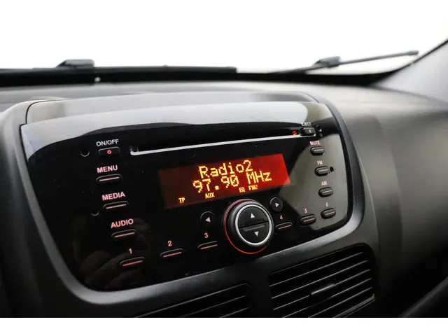 Opel Combo 1.3 CDTi L1H1 Sport 2018 Diesel 20