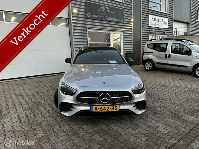 Mercedes-Benz E-Klasse 200 AMG Line 2022 Benzine 2