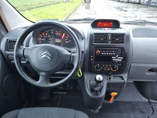 Citroën Jumpy 2.0 2013 Diesel 8