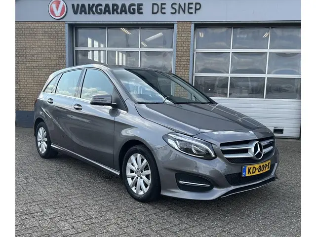Mercedes-Benz B-Klasse 180 Ambition 2016 Benzine 6
