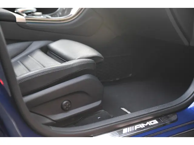 Mercedes-Benz GLC AMG 43 4MATIC 2016 Benzine 22