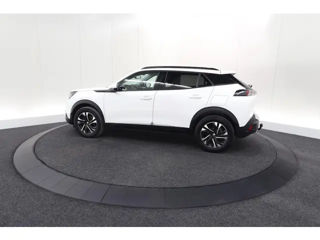Peugeot 2008 PureTech 130 Allure 2020 Benzine 66
