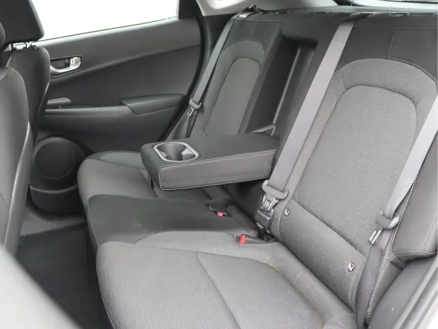 Hyundai Kona EV 39 kWh 2023 Elektrisch 25