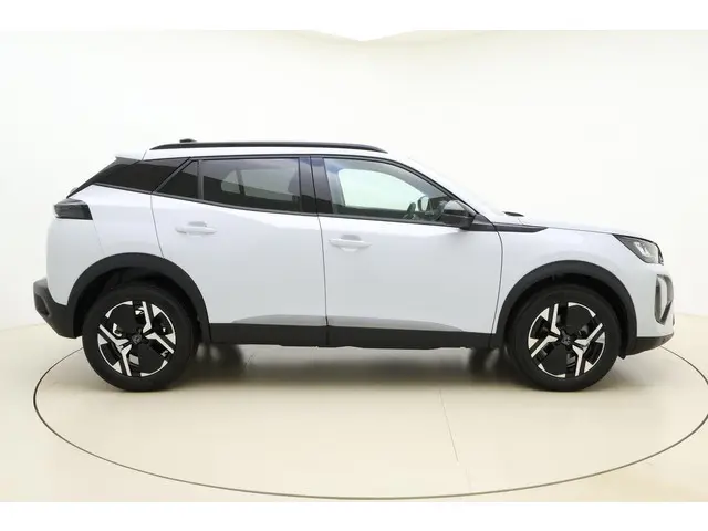 Peugeot 2008 1.2 PureTech 100 Allure 2024 Benzine 9