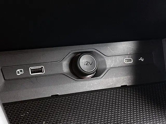 MG MG3 Hybrid+ 1.5 Hybrid+ Luxury 2024 Hybride Benzine 32