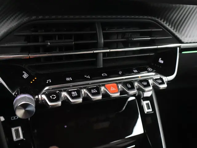 Peugeot e-2008 EV GT PACK 50 kWh 2021 Elektrisch 26