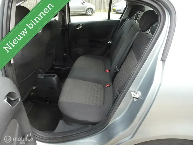 Opel Corsa 1.2 EcoFlex Selection 2013 Benzine 8