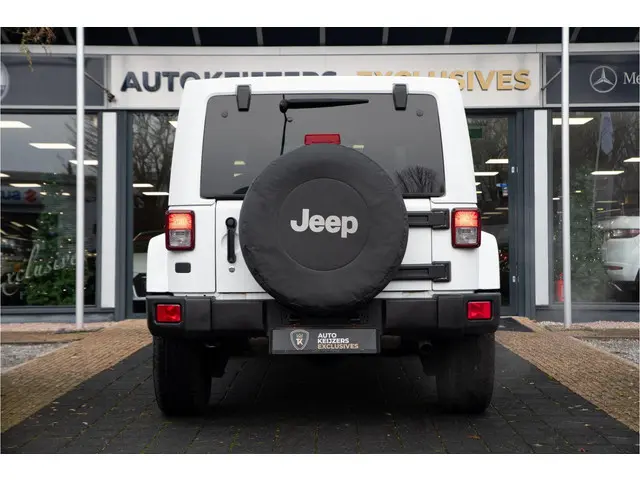 Jeep Wrangler Unlimited 3.6 Golden Eagle 2019 Benzine 5