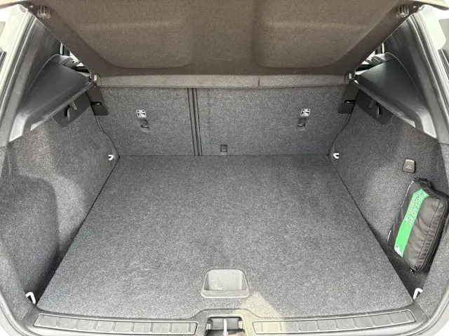 Volvo XC40 1.5 T2 Momentum Core 2021 Benzine 22