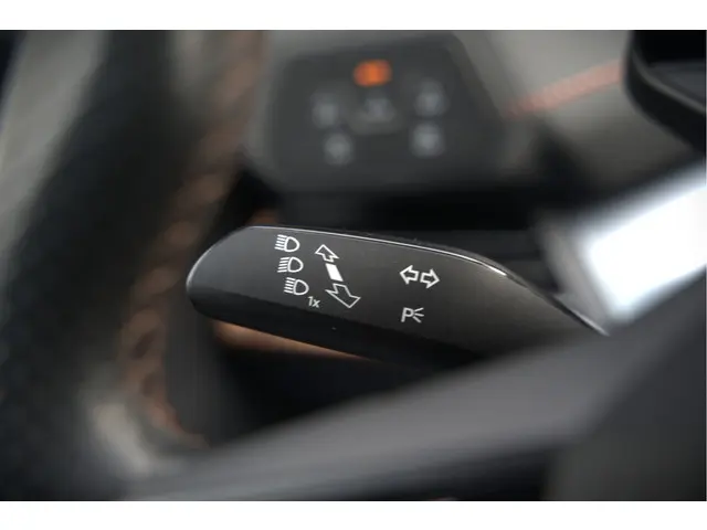 CUPRA Born Copper Edition One 62 kWh 2021 Elektrisch 38