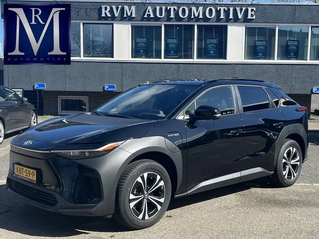 Toyota bZ4X Dynamic 71 kWh 2024 Elektrisch