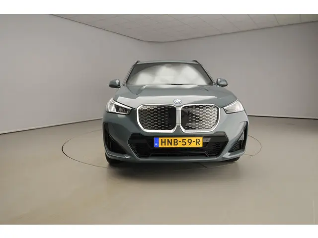BMW iX1 xDrive30 2025 Elektrisch 5